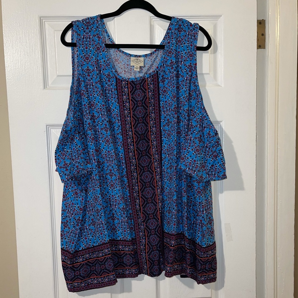 St. John’s Bay Cold Shoulder Top Size 3X